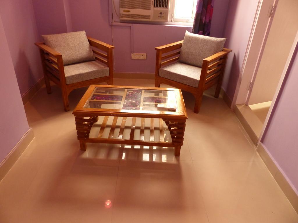 Mykonos Guest House And Spa New Delhi Exterior photo