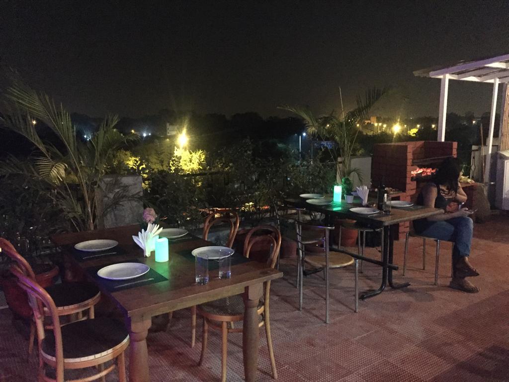 Mykonos Guest House And Spa New Delhi Exterior photo